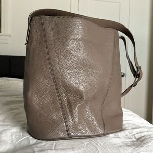 VINCE SHOULDER BAG